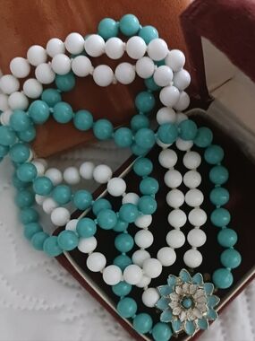 Vintage Milkglass Necklace Turquoise and White Glass Beads With Floral Clasp